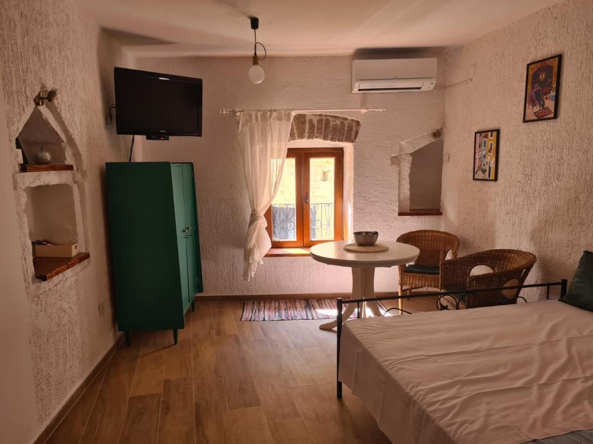 Studio Apartman Lidija Sibenik Ngoại thất bức ảnh